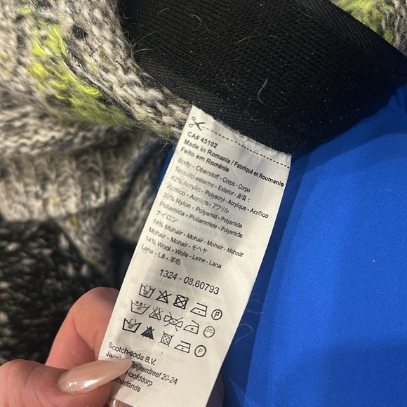 Ladies Scotch and Soda Wool Sweater - Picture 6 of 8